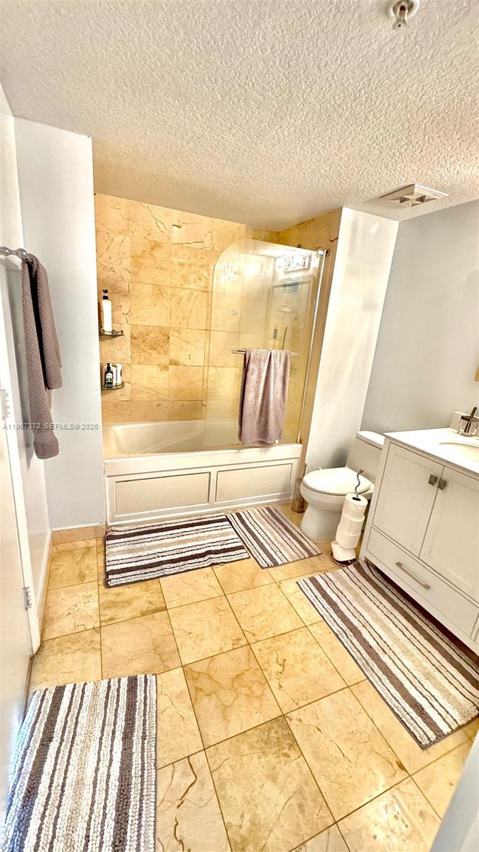 1800 CLUB CONDO - Residential