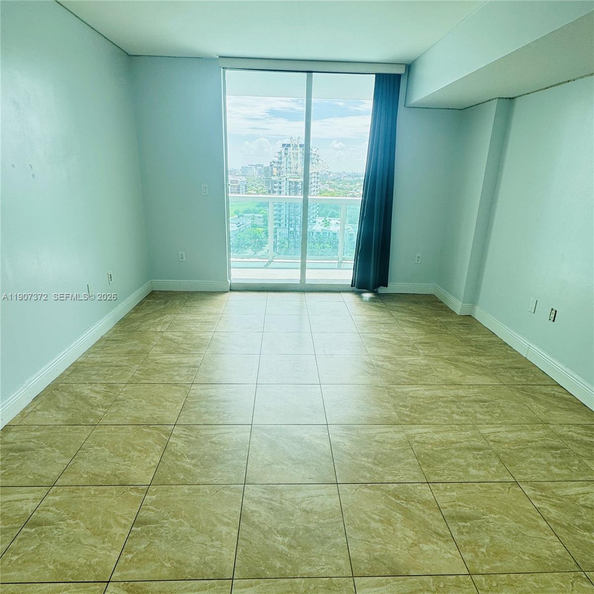 1800 CLUB CONDO - Residential