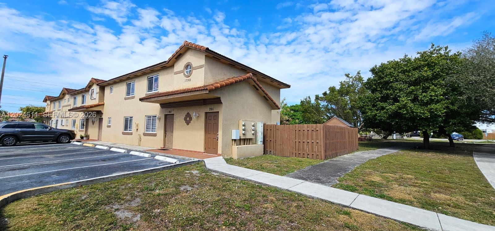 BELLEVIEW VILLAS CONDO NO - Residential Lease