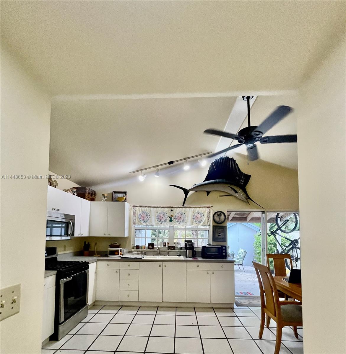 PALM SPRINGS NORTH - TOWN - Residential