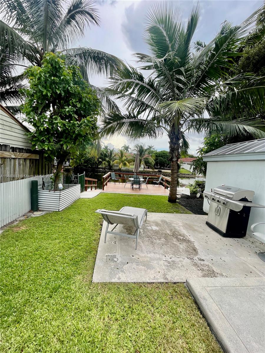 PALM SPRINGS NORTH - TOWN - Residential