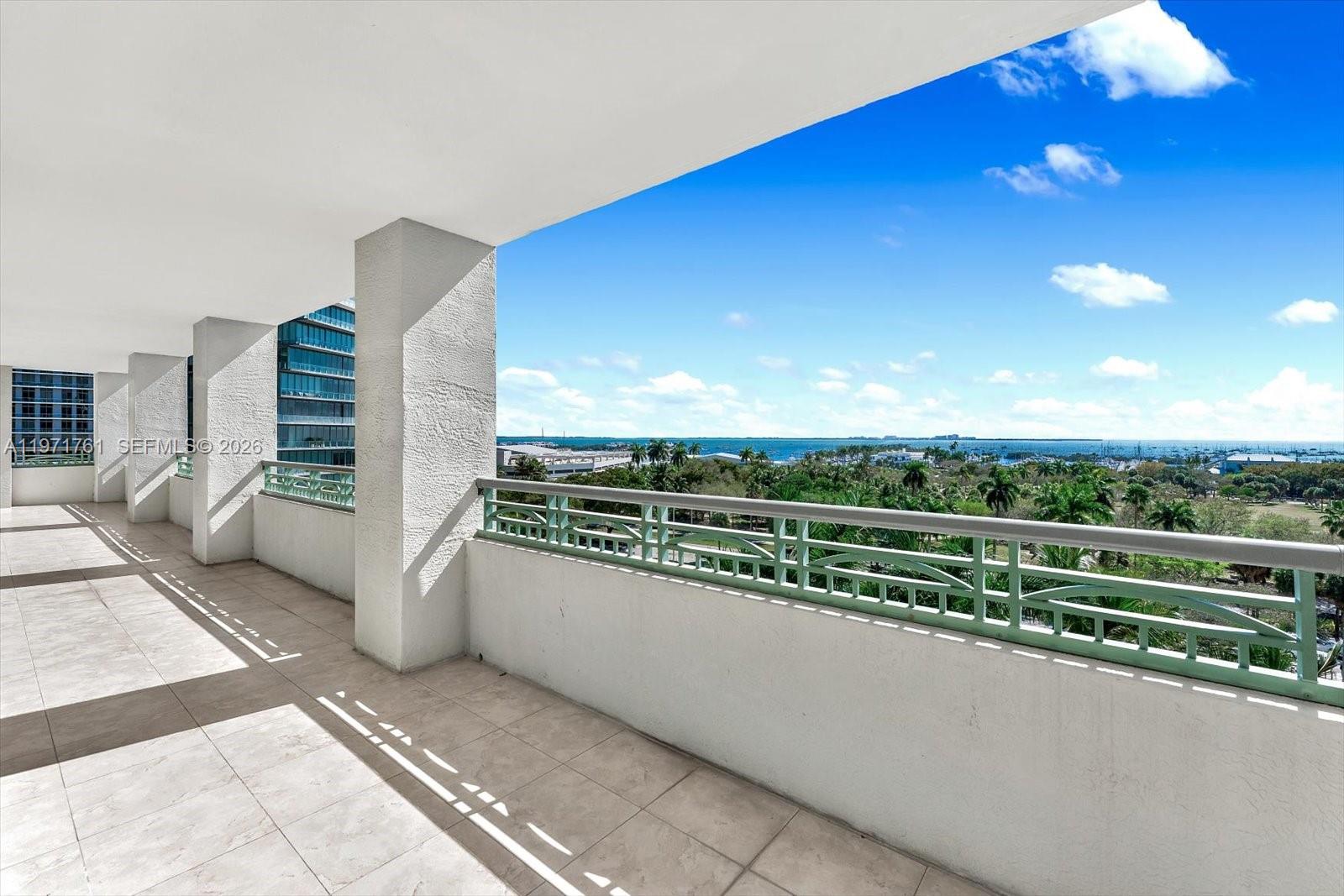 THE TOWER RESIDENCES COND - Residential