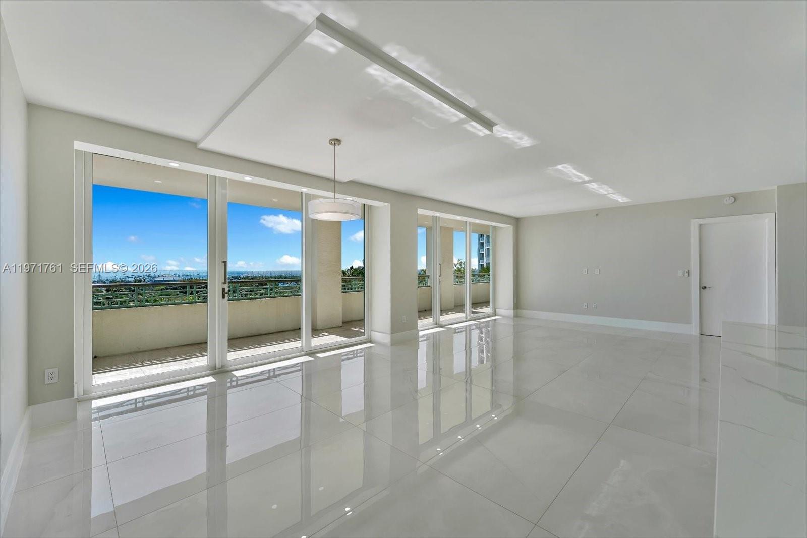 THE TOWER RESIDENCES COND - Residential