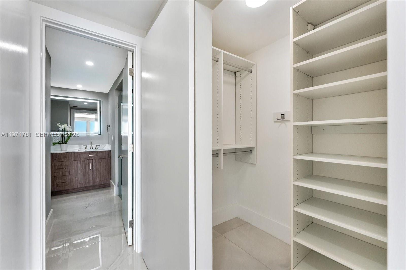 THE TOWER RESIDENCES COND - Residential