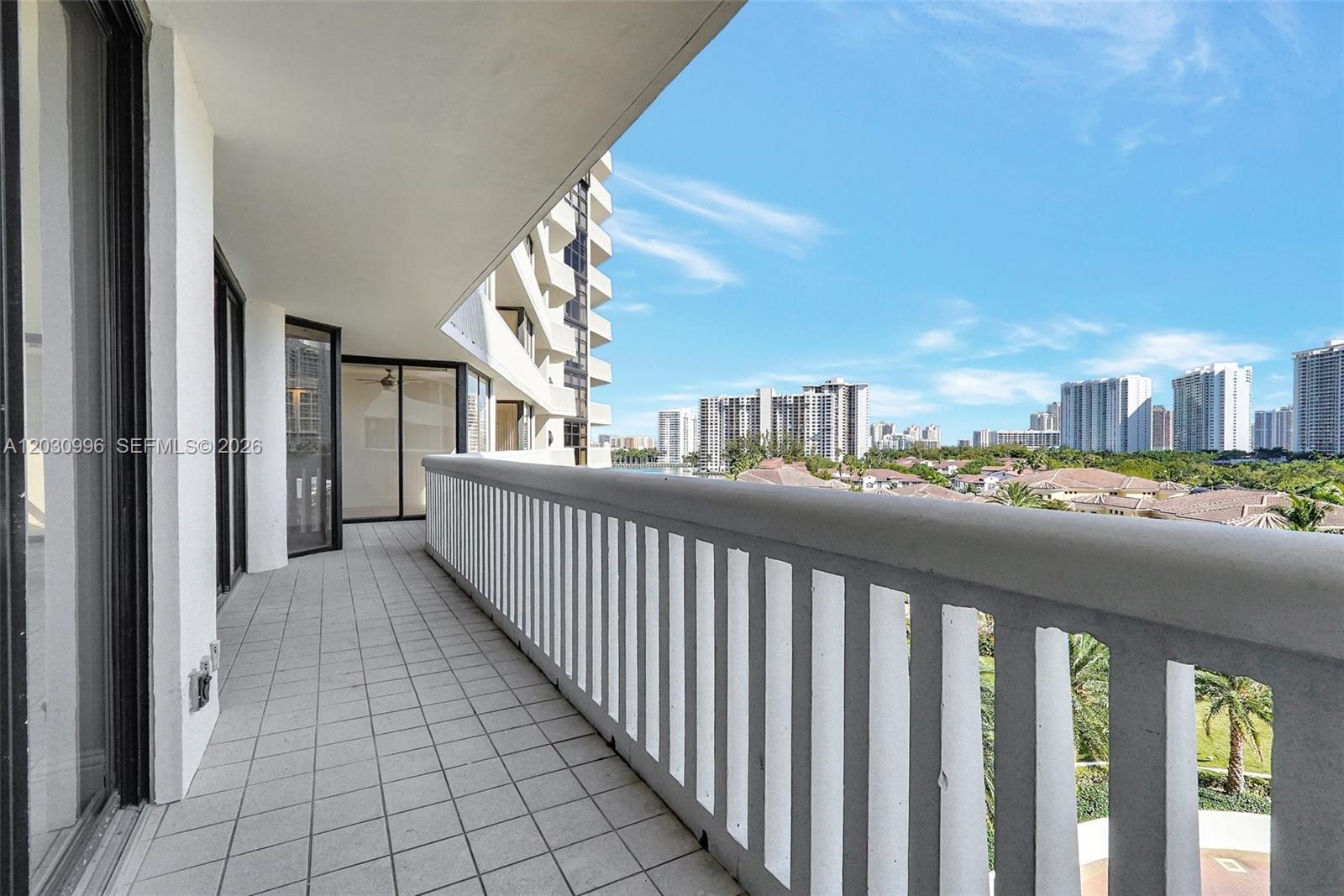 1000 ISL BLVD WILLIAMS IS - Residential Lease