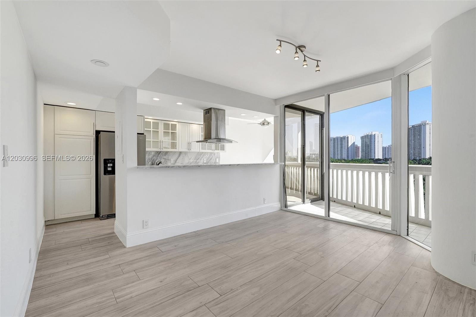 1000 ISL BLVD WILLIAMS IS - Residential Lease