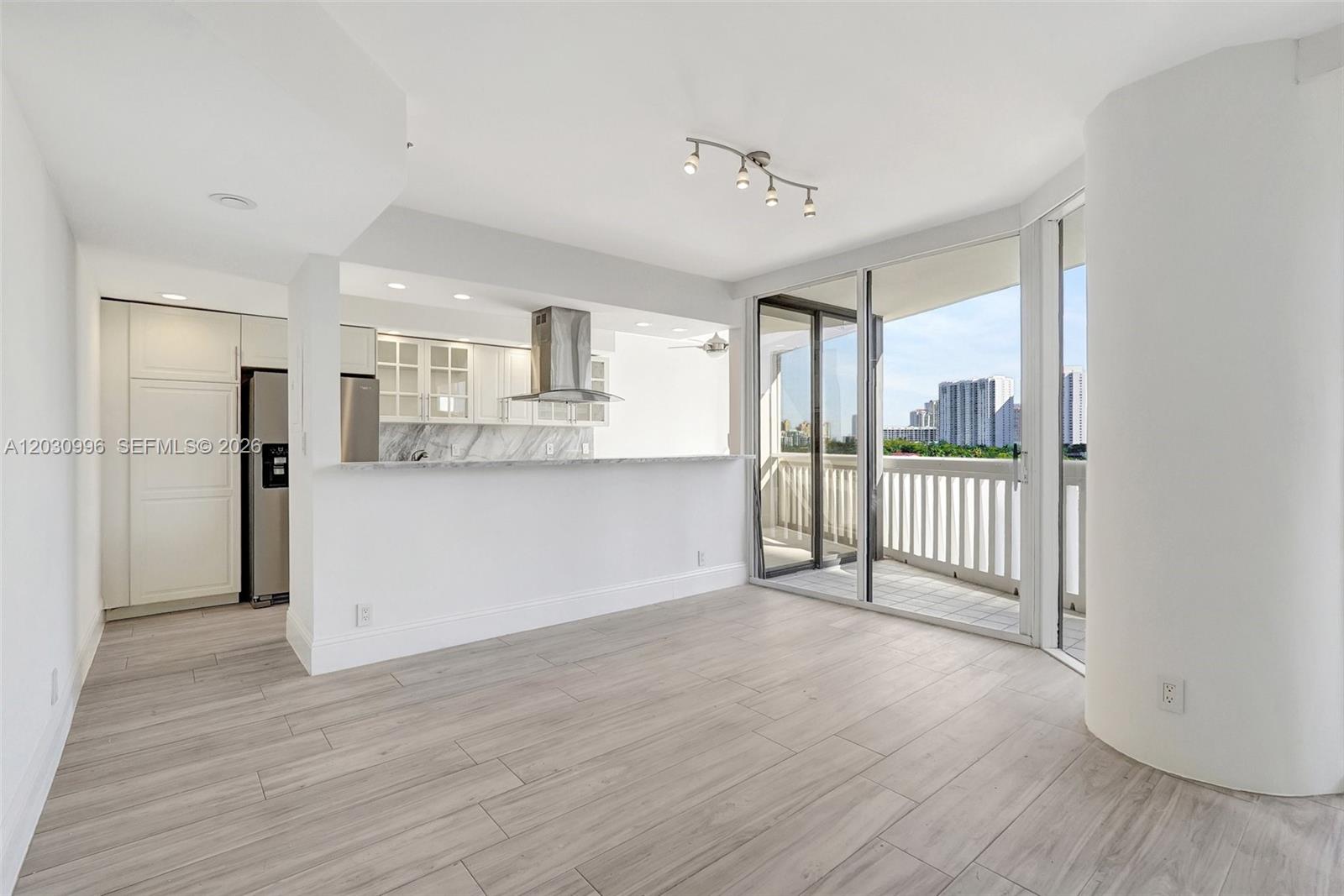 1000 ISL BLVD WILLIAMS IS - Residential Lease
