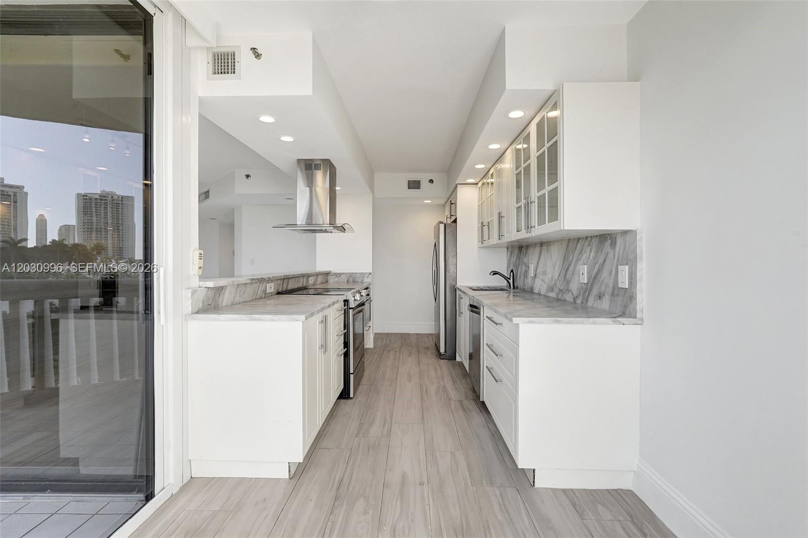 1000 ISL BLVD WILLIAMS IS - Residential Lease