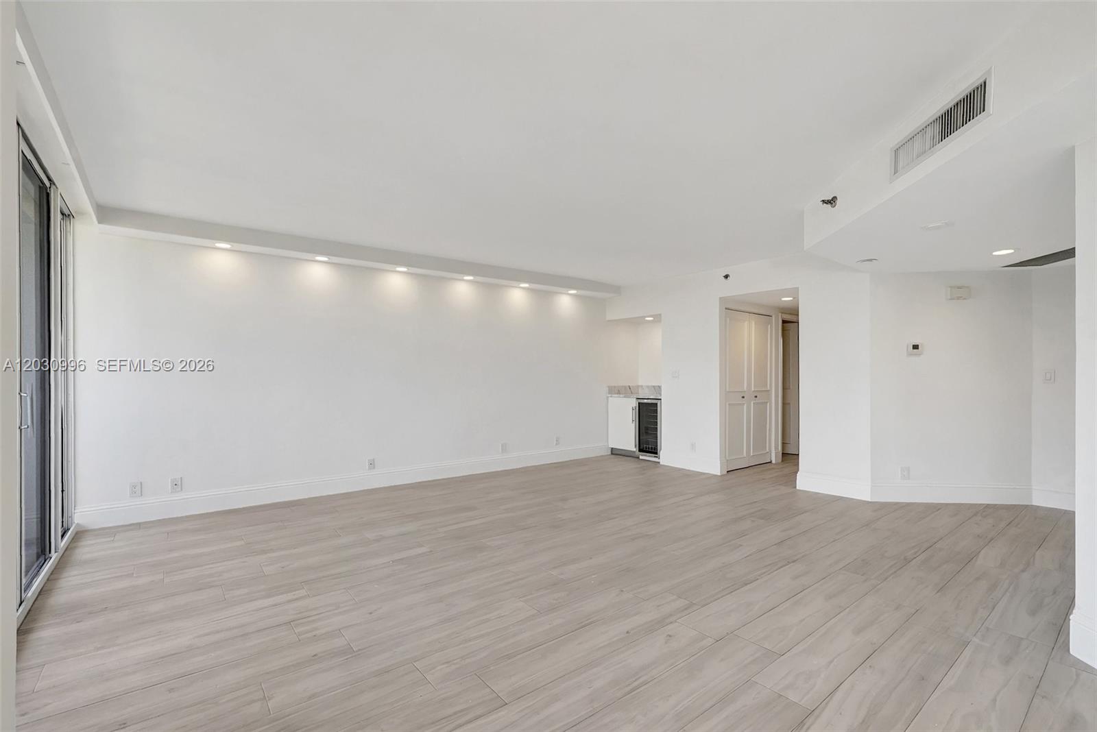 1000 ISL BLVD WILLIAMS IS - Residential Lease
