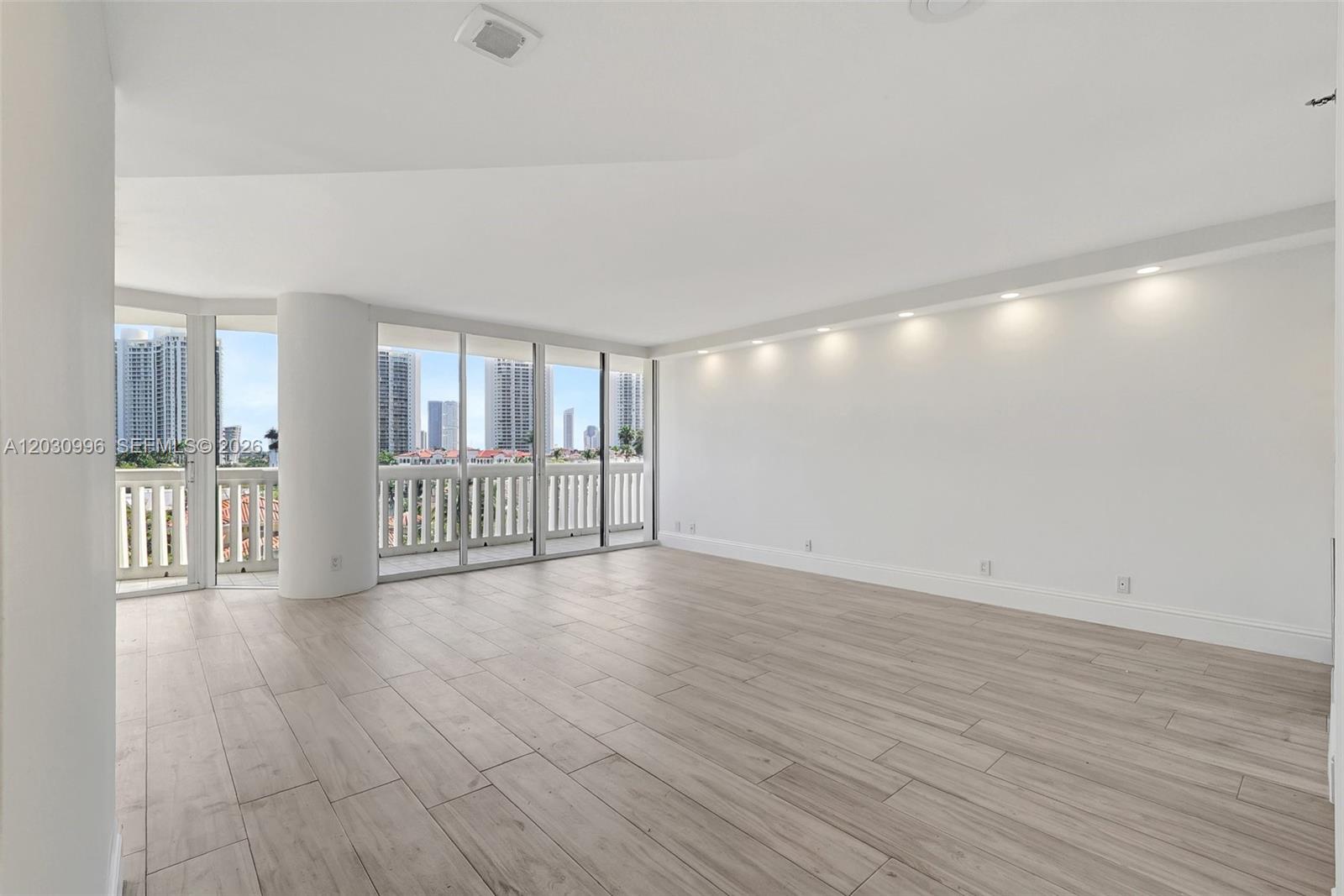 1000 ISL BLVD WILLIAMS IS - Residential Lease