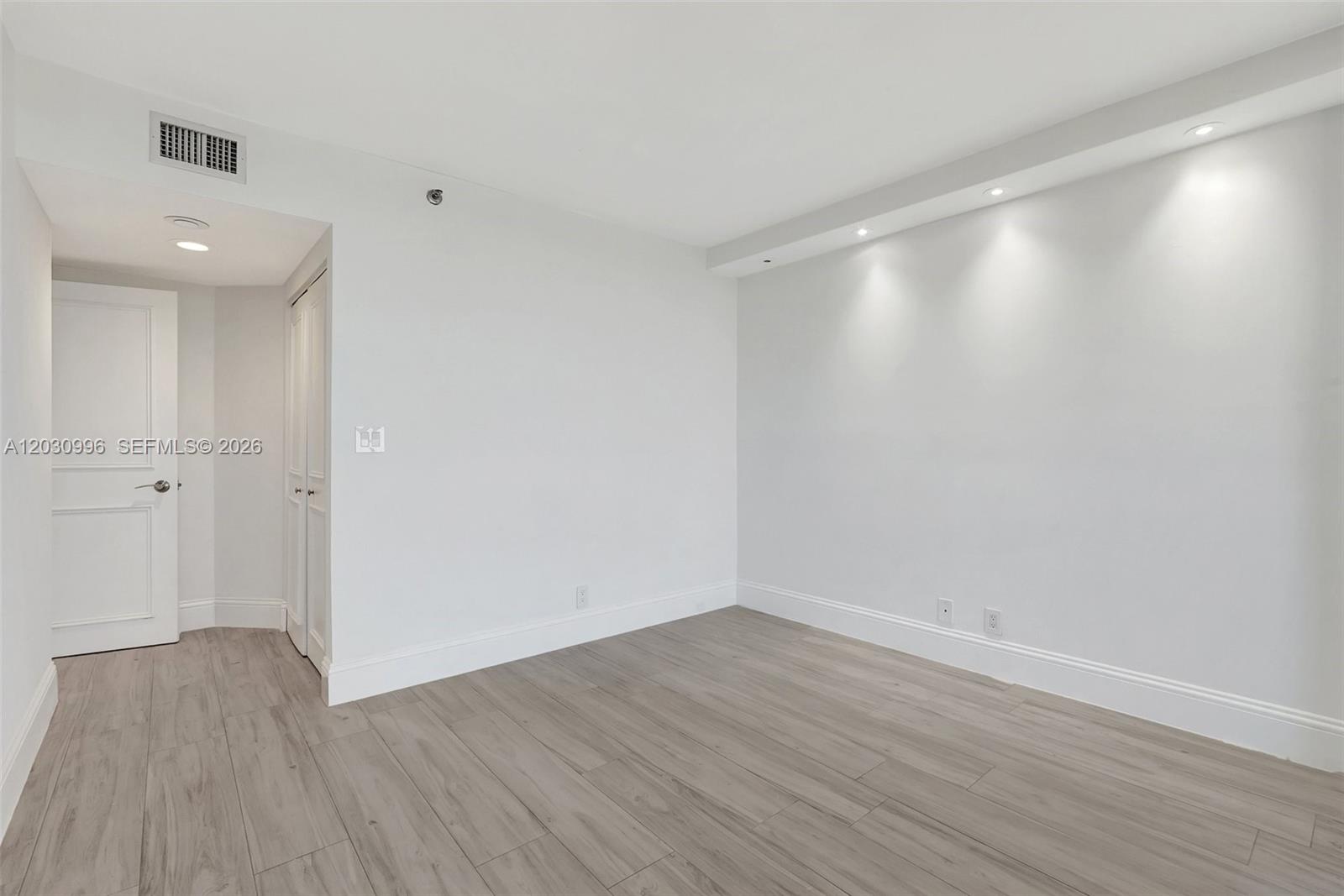 1000 ISL BLVD WILLIAMS IS - Residential Lease