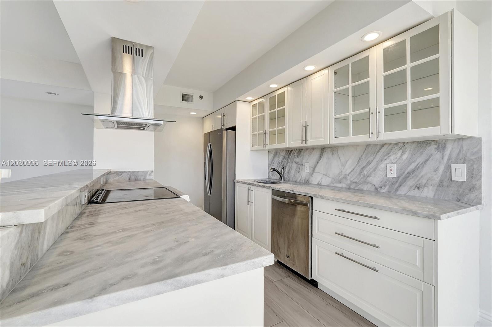 1000 ISL BLVD WILLIAMS IS - Residential Lease