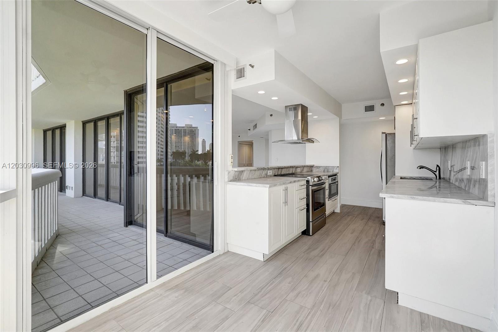 1000 ISL BLVD WILLIAMS IS - Residential Lease