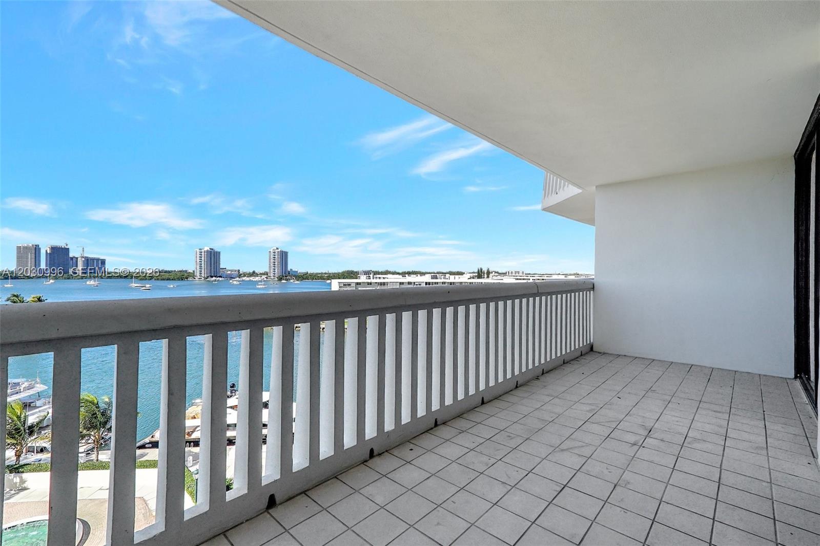 1000 ISL BLVD WILLIAMS IS - Residential Lease