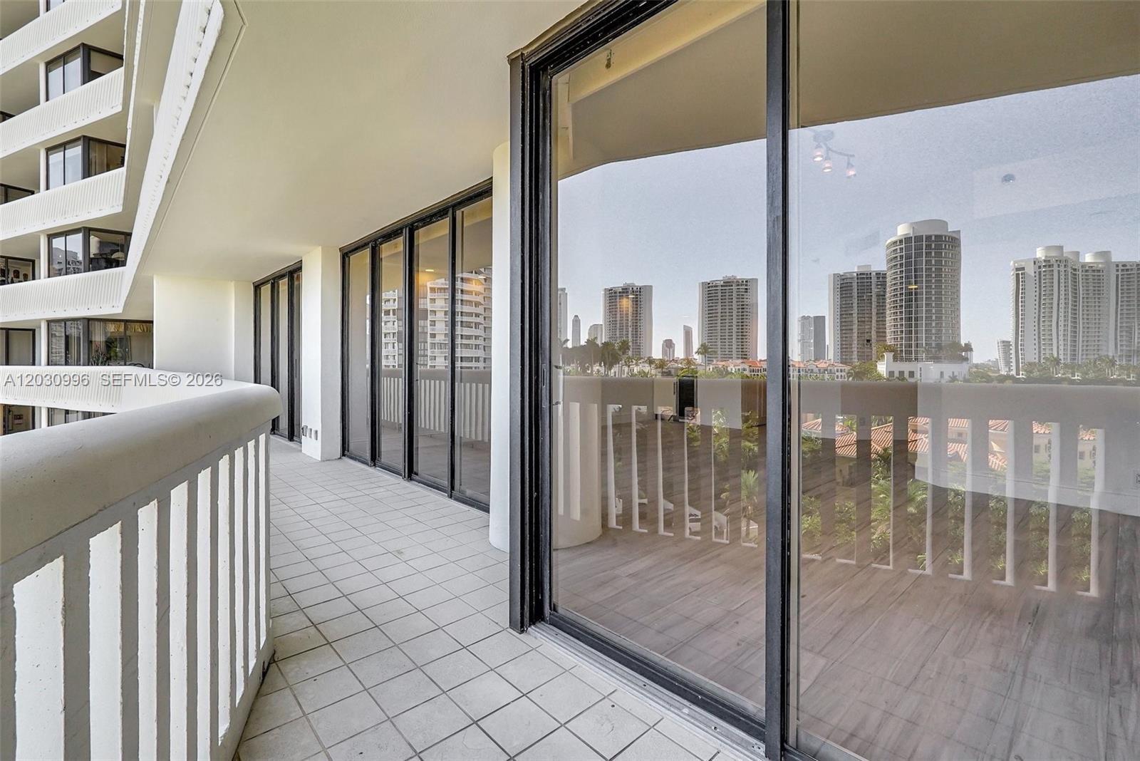1000 ISL BLVD WILLIAMS IS - Residential Lease