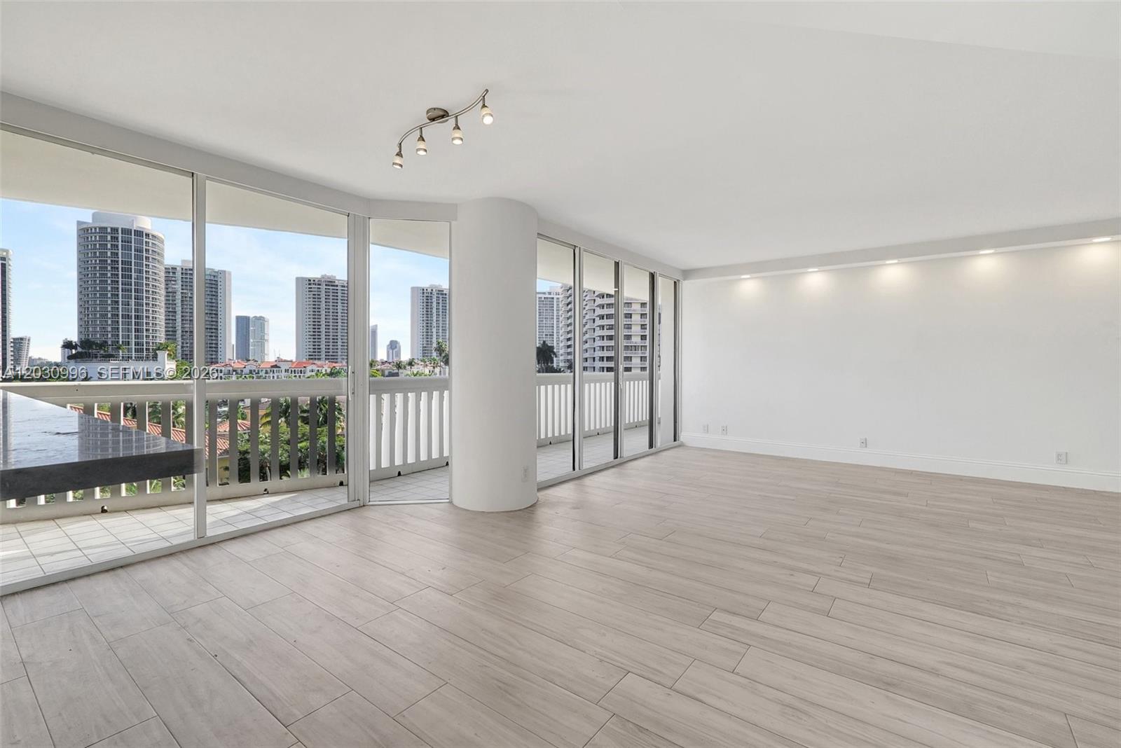 1000 ISL BLVD WILLIAMS IS - Residential Lease