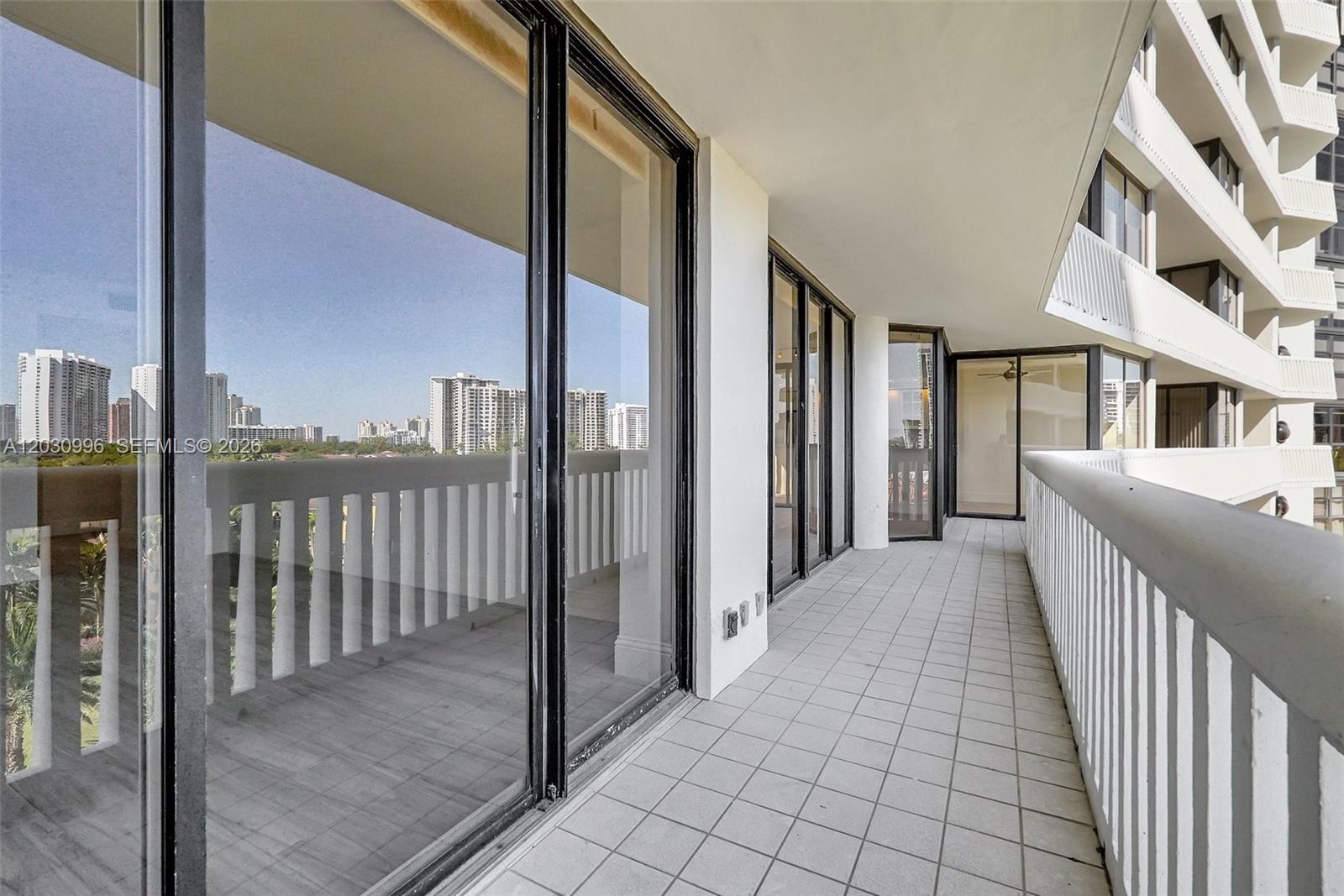1000 ISL BLVD WILLIAMS IS - Residential Lease