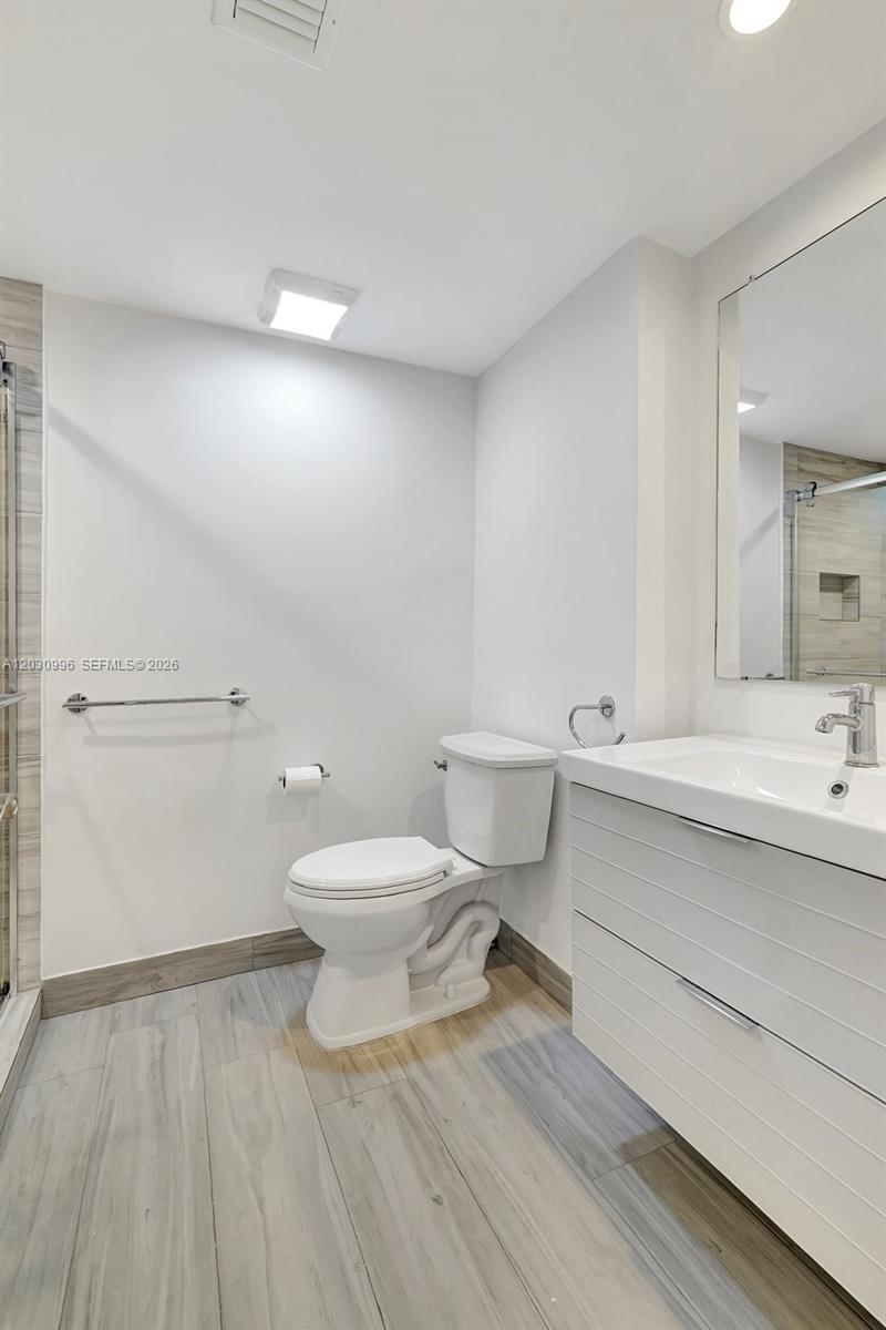 1000 ISL BLVD WILLIAMS IS - Residential Lease
