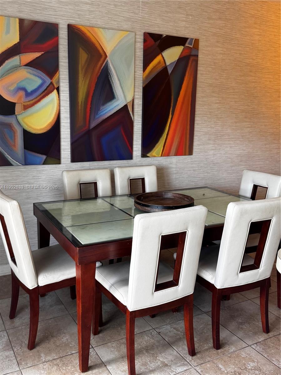 LEEWARD AT ISLANDS AT DOR - Residential