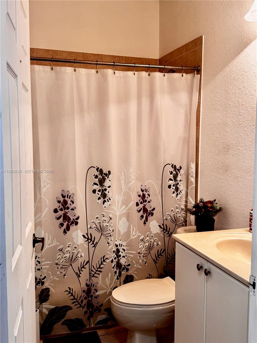 LEEWARD AT ISLANDS AT DOR - Residential