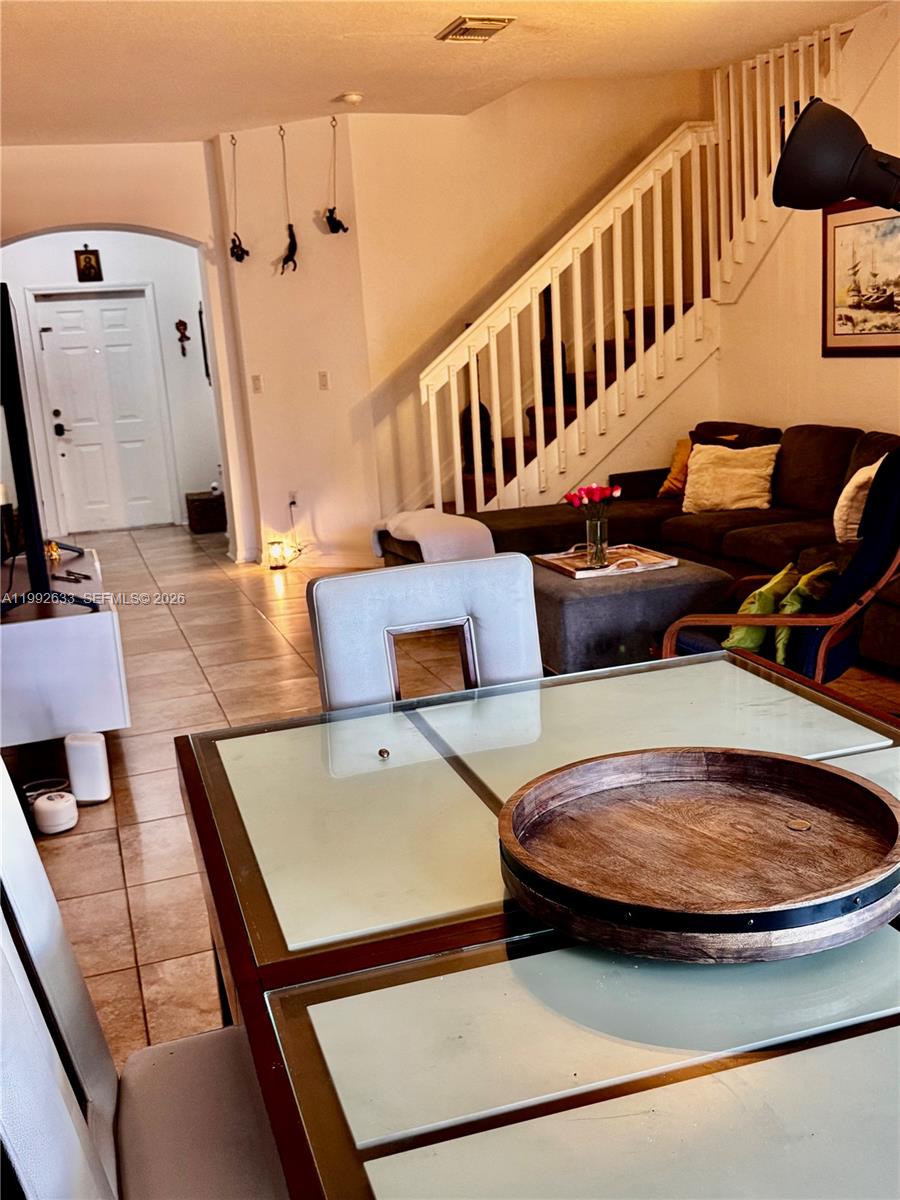 LEEWARD AT ISLANDS AT DOR - Residential