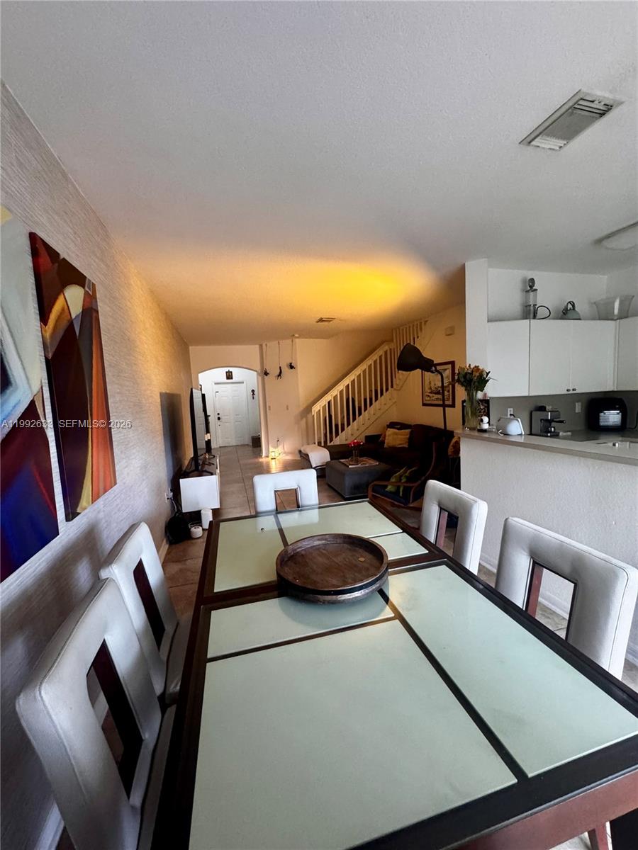LEEWARD AT ISLANDS AT DOR - Residential