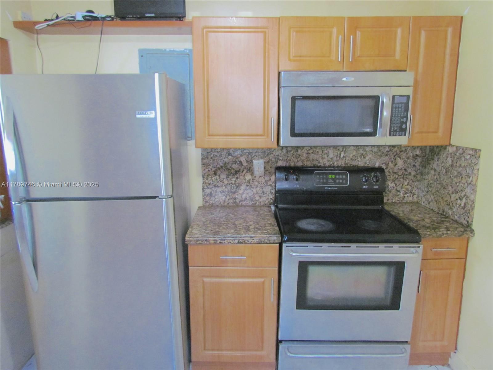 WEST END PARK AMD PL - Residential