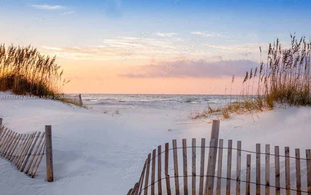 Port Charlotte - Land