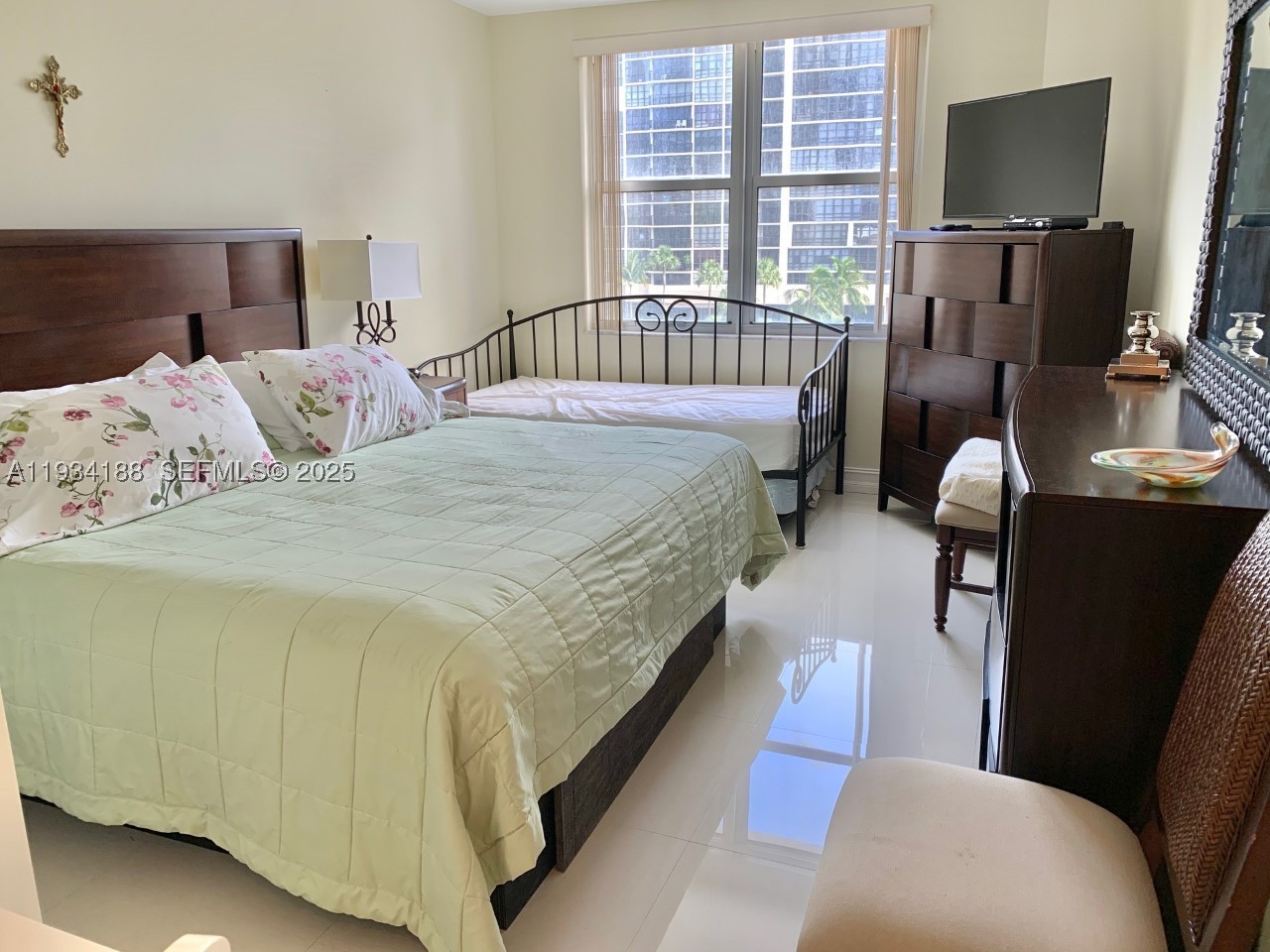 HEMISPHERES CONDO - Residential