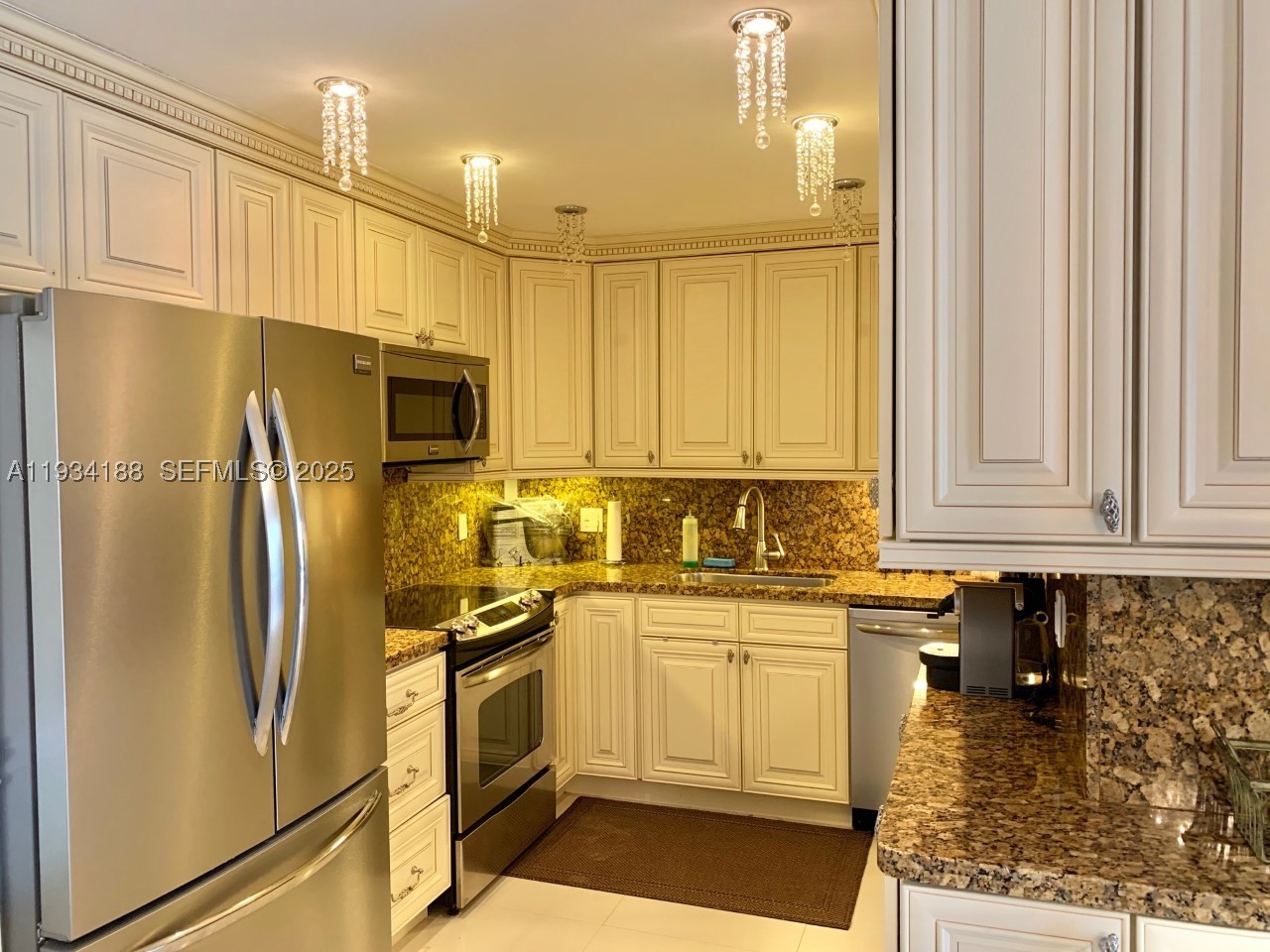 HEMISPHERES CONDO - Residential