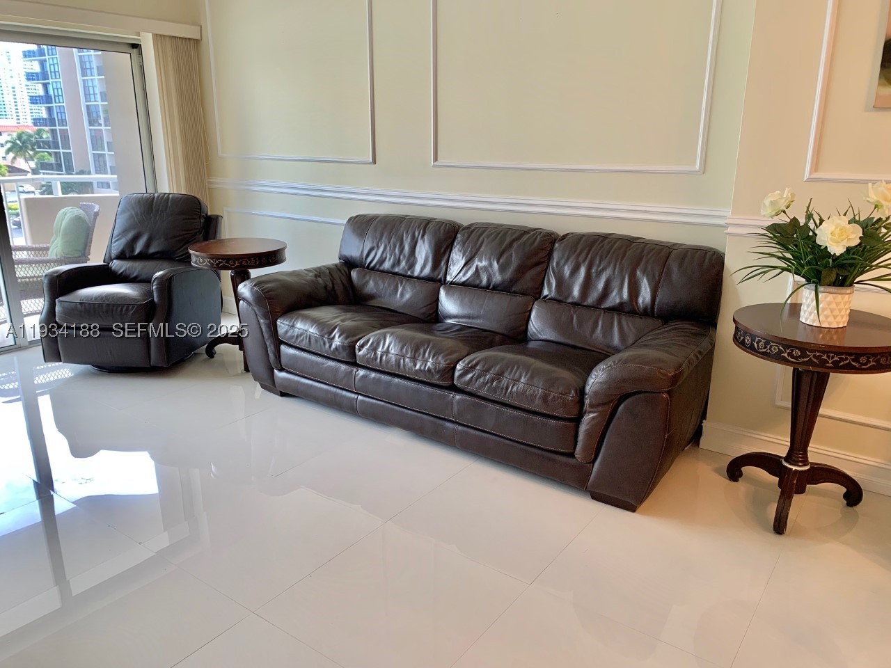 HEMISPHERES CONDO - Residential