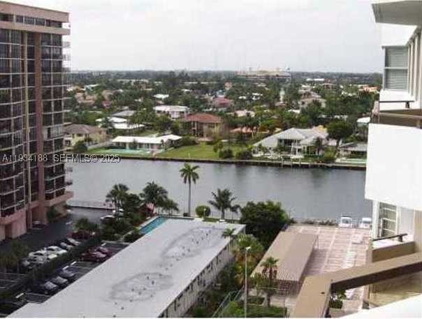 HEMISPHERES CONDO - Residential