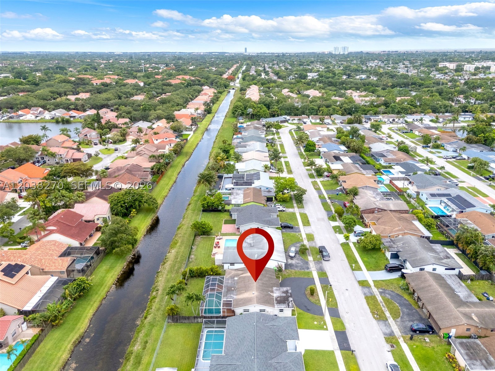 SUNRISE GOLF VILLAGE SEC - Residential
