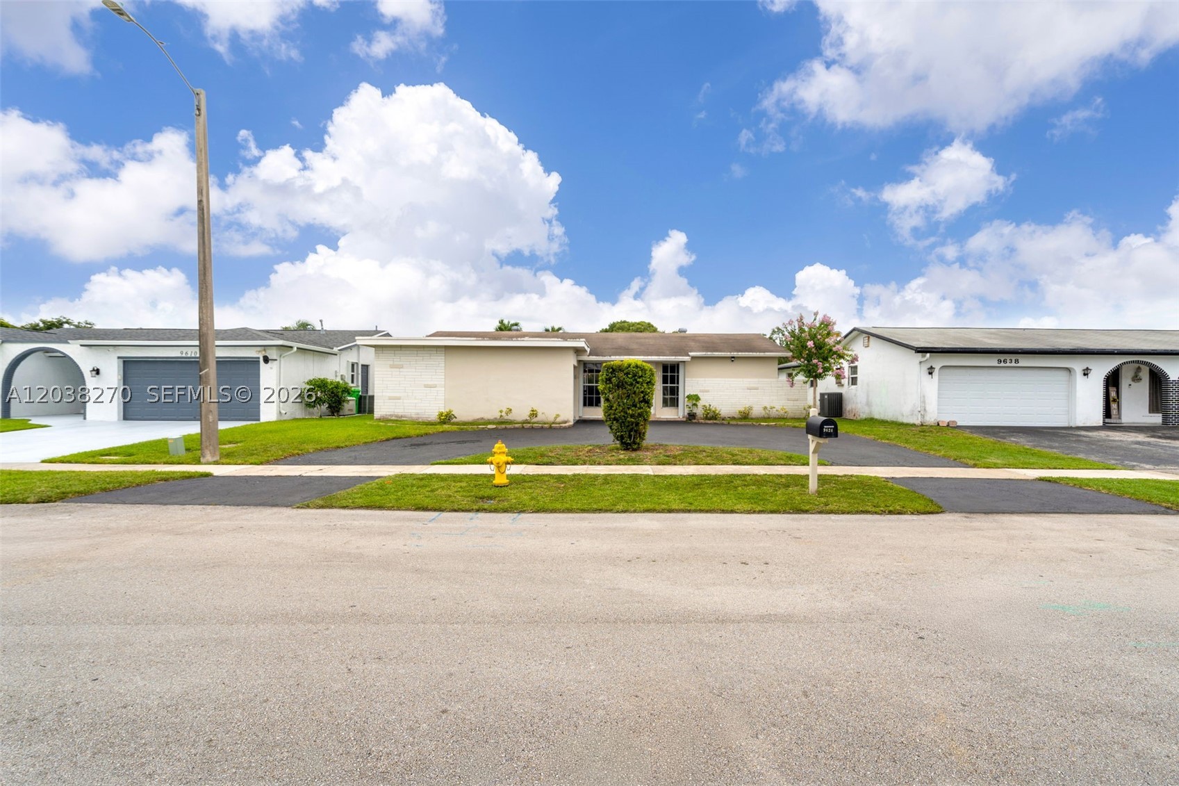 SUNRISE GOLF VILLAGE SEC - Residential