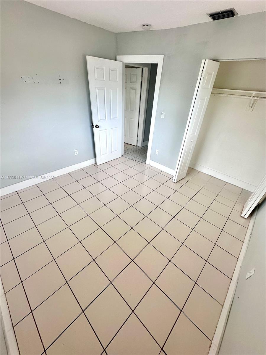 CAROL CITY PALMETTO PARK - Residential Lease