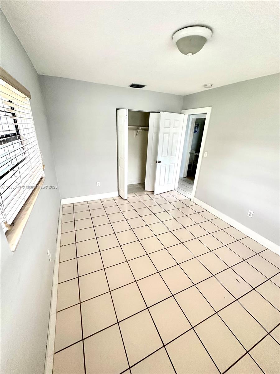 CAROL CITY PALMETTO PARK - Residential Lease