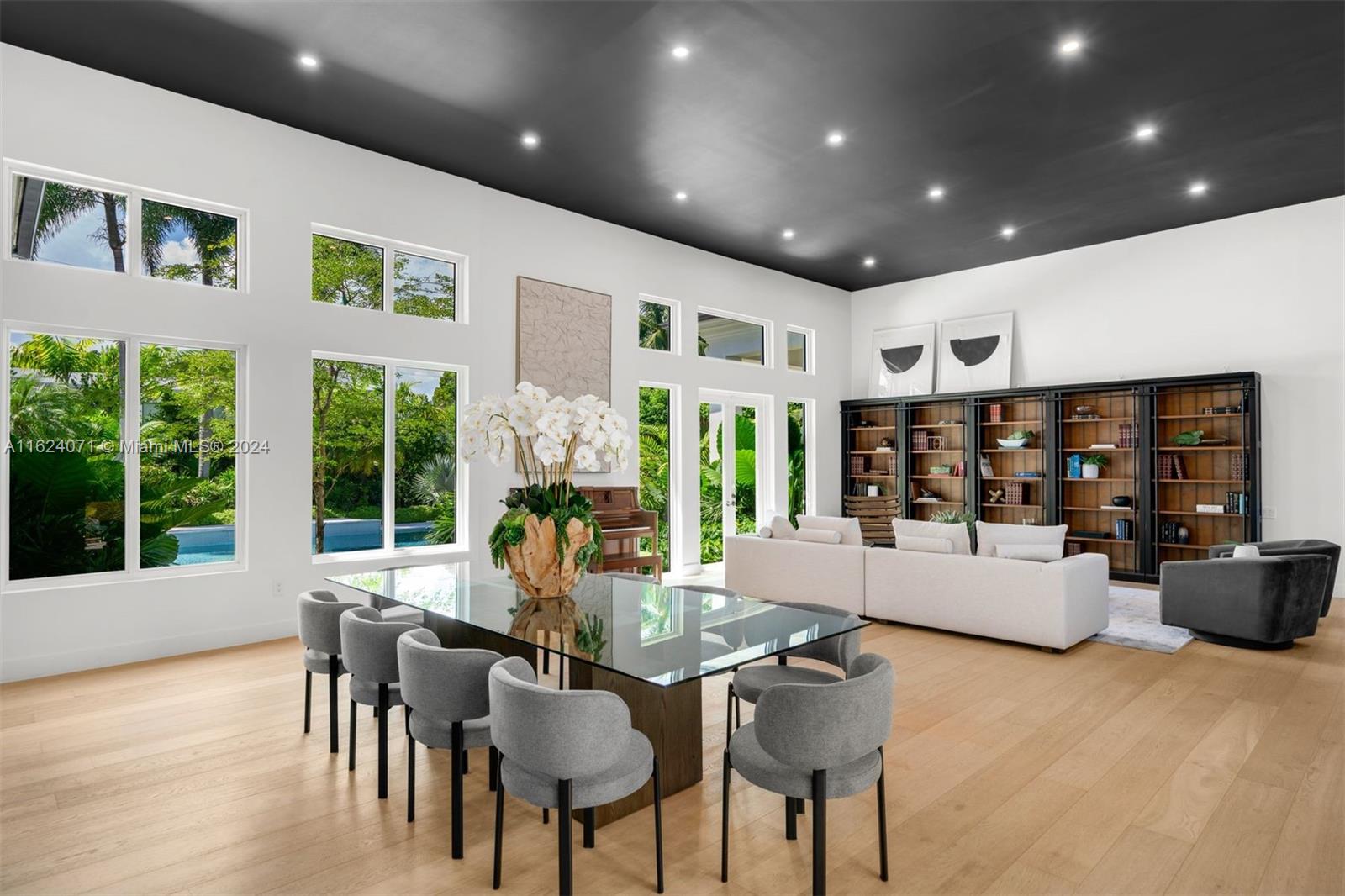 SANCTUARY AT PINECREST - Residential