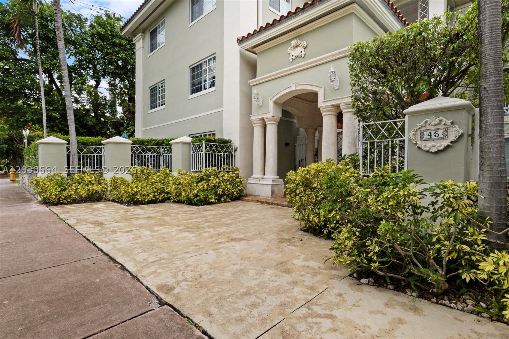 ANTILLA PLACE CONDO - Residential Lease