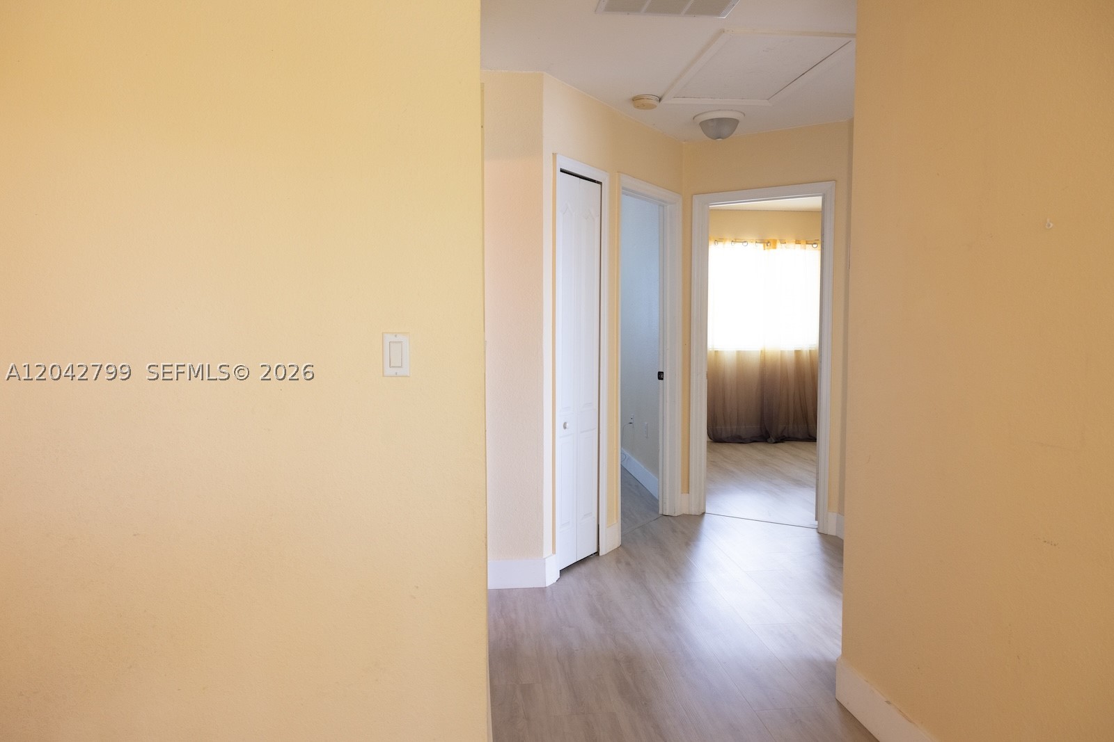 SILVER PALM LAKE - Residential