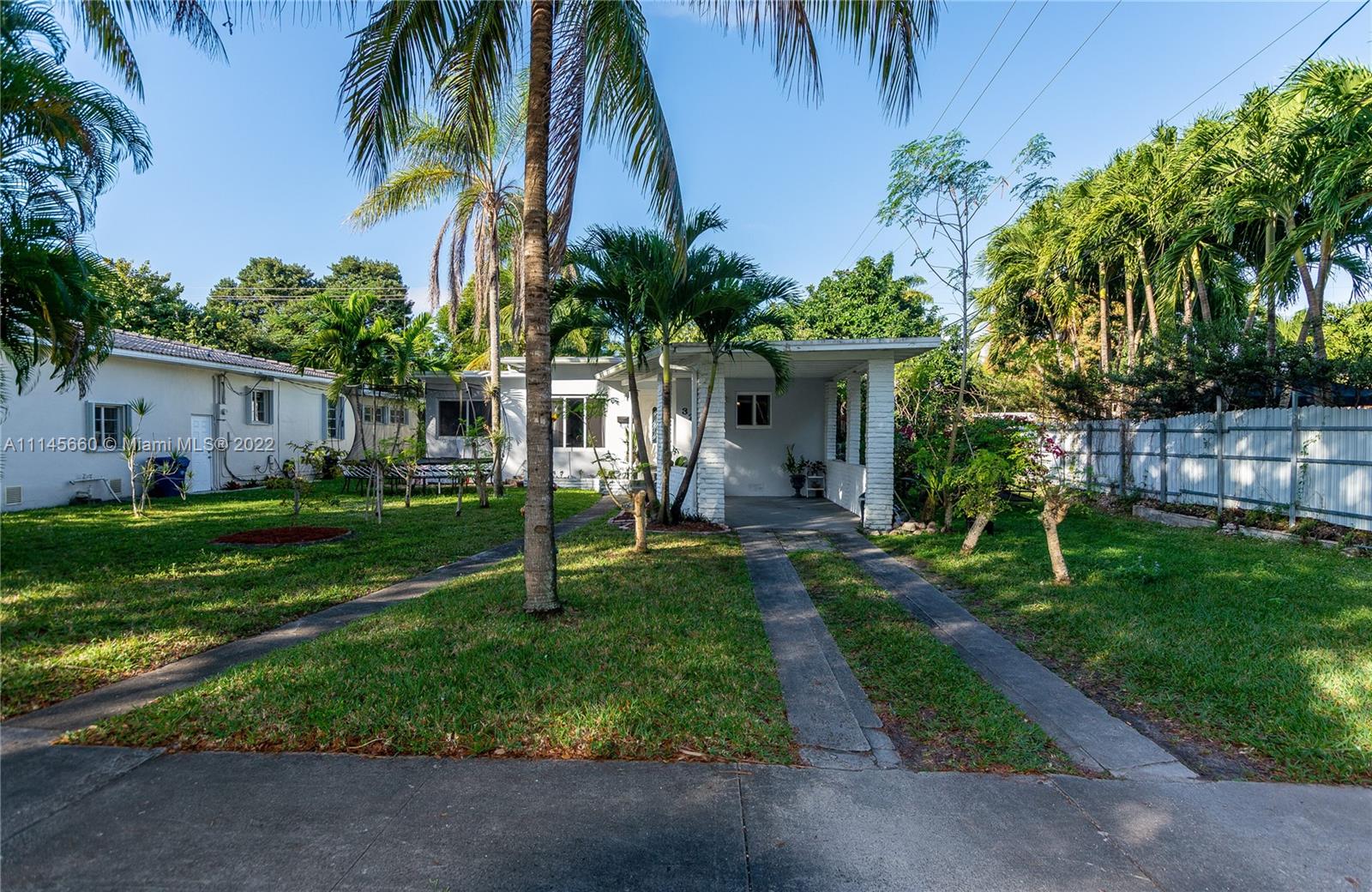 COUNTRY CLUB ESTATES SEC - Residential