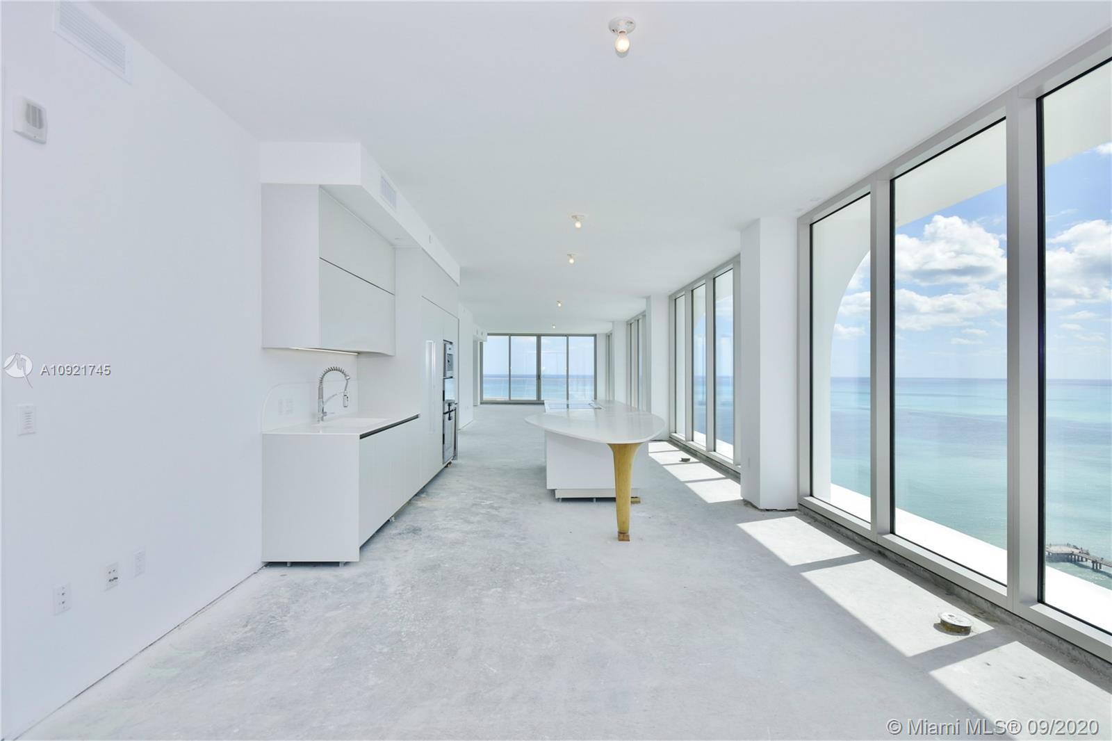JADE SIGNATURE CONDO - Residential