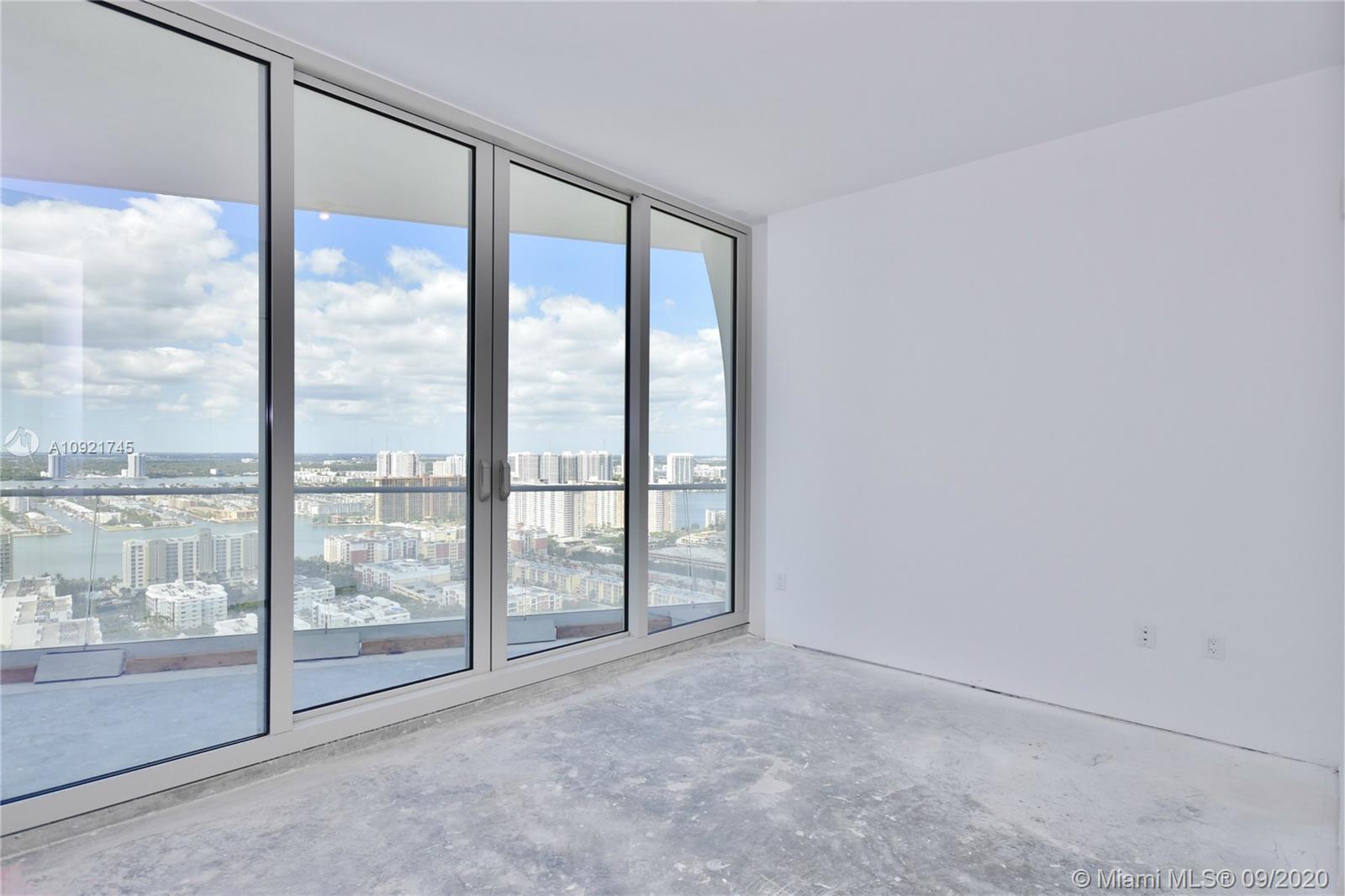 JADE SIGNATURE CONDO - Residential