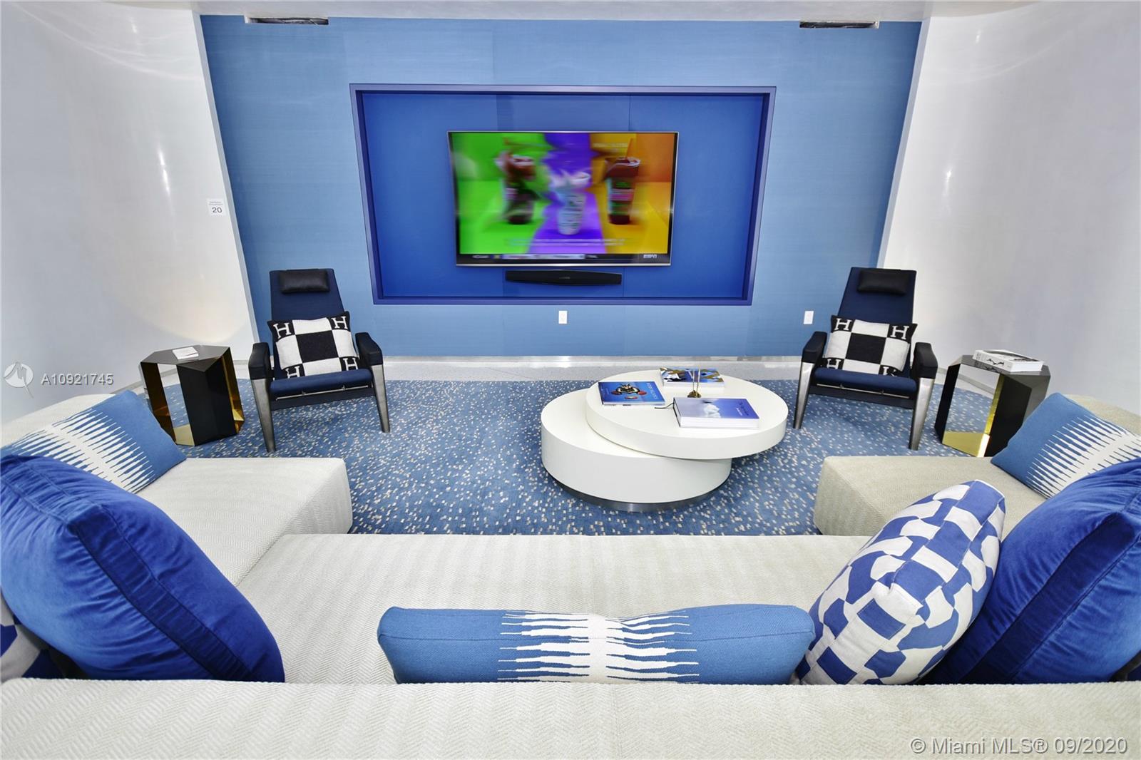 JADE SIGNATURE CONDO - Residential