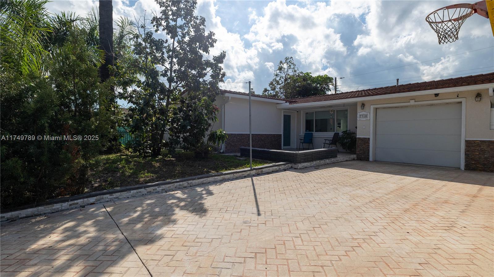 MILLER ESTATES SEC - Residential
