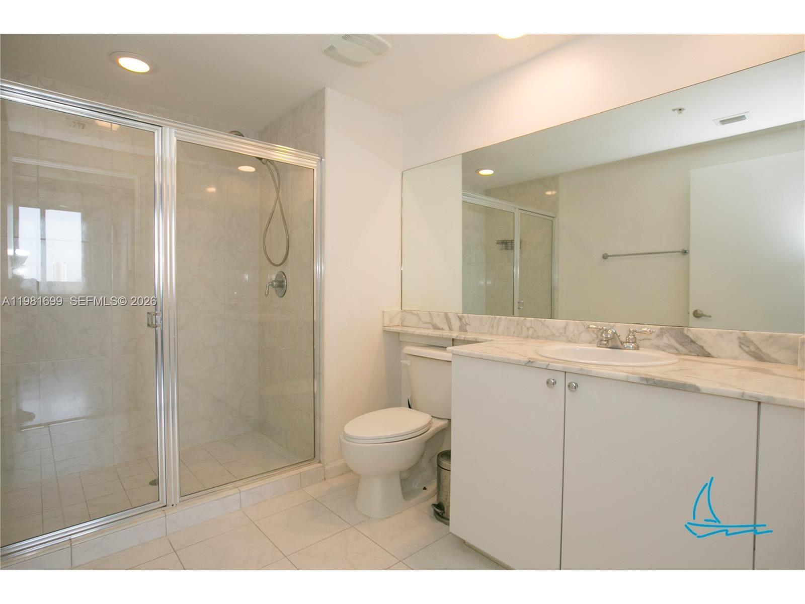VENTURE AT AVENTURA EAST - Residential