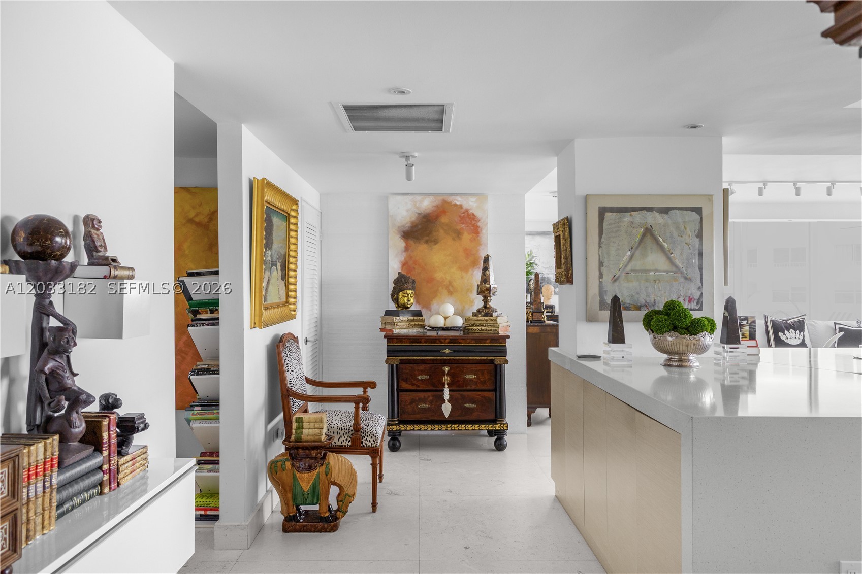 ISLAND HOUSE APT INC - CO - Residential