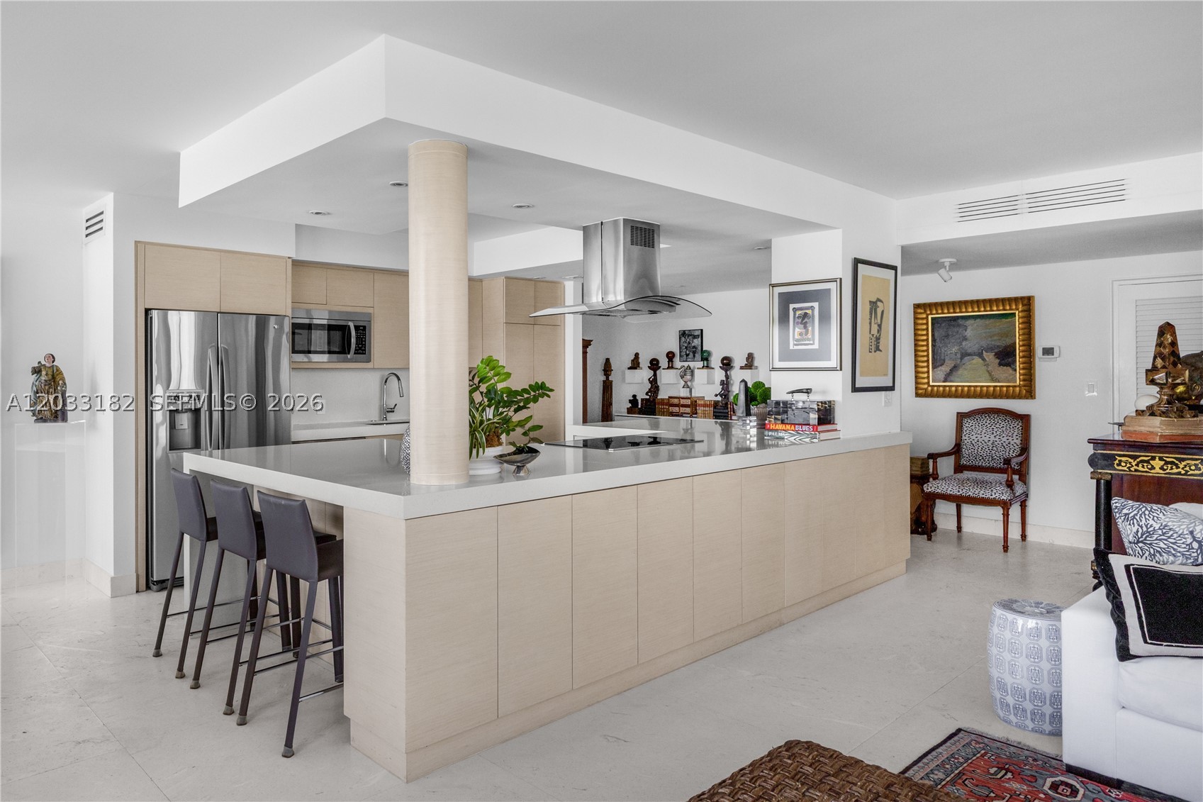 ISLAND HOUSE APT INC - CO - Residential