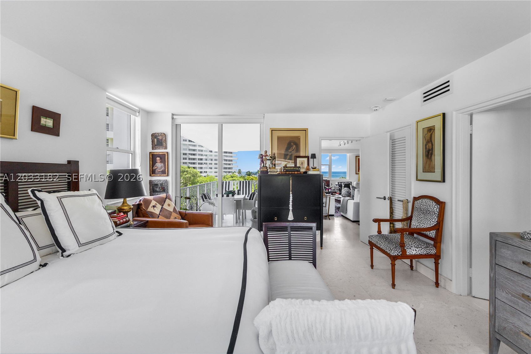 ISLAND HOUSE APT INC - CO - Residential