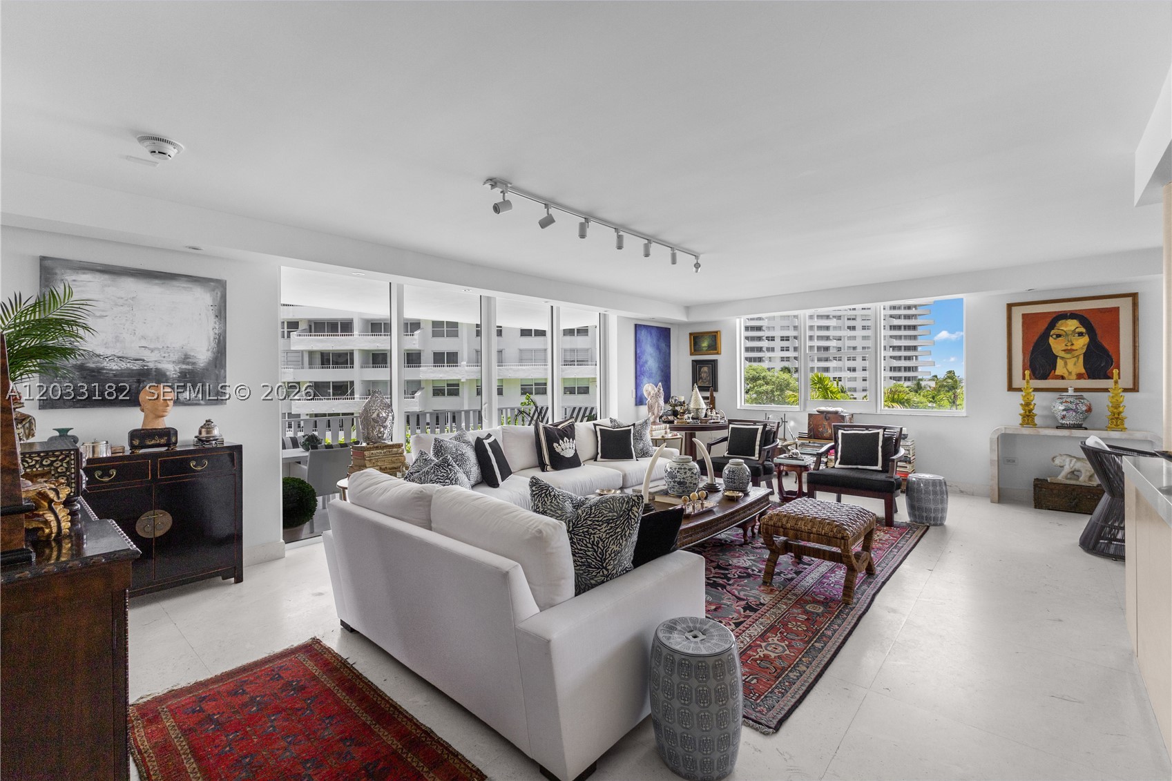 ISLAND HOUSE APT INC - CO - Residential