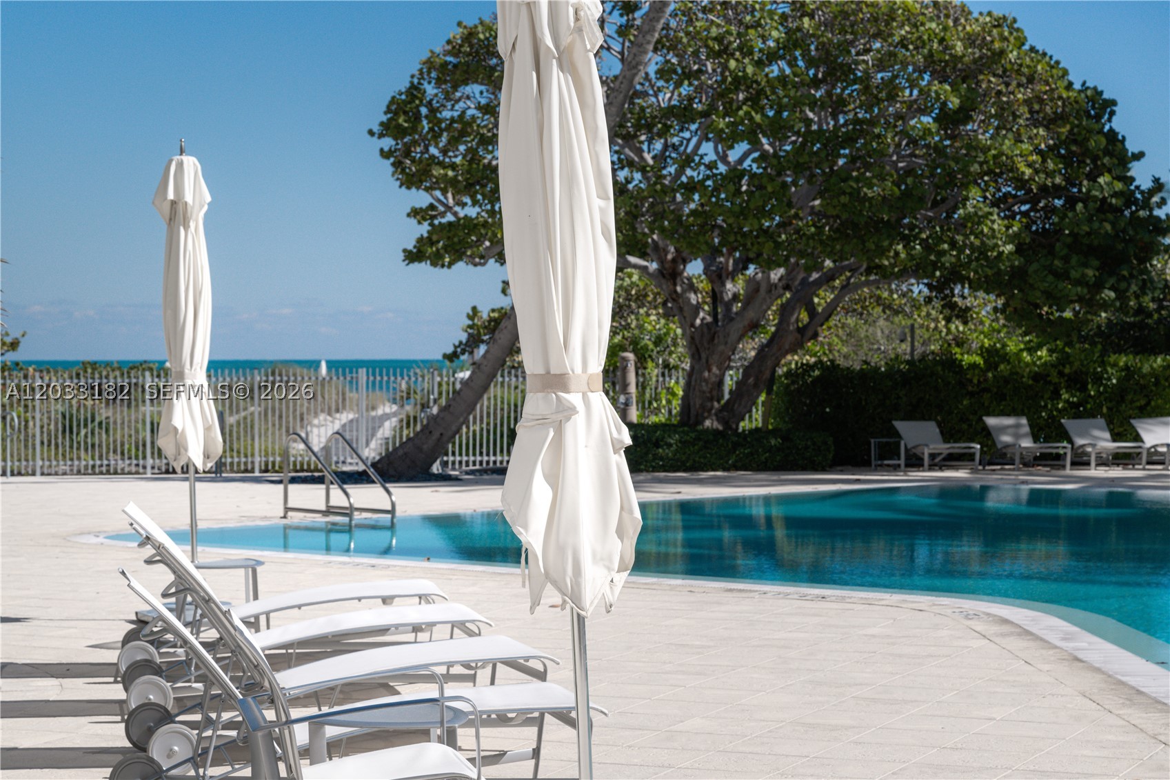 ISLAND HOUSE APT INC - CO - Residential